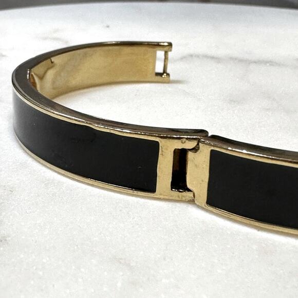 Kate Spade - Hole Punch Black Enameled Hinged Bangle Bracelet - Picture 2 of 9